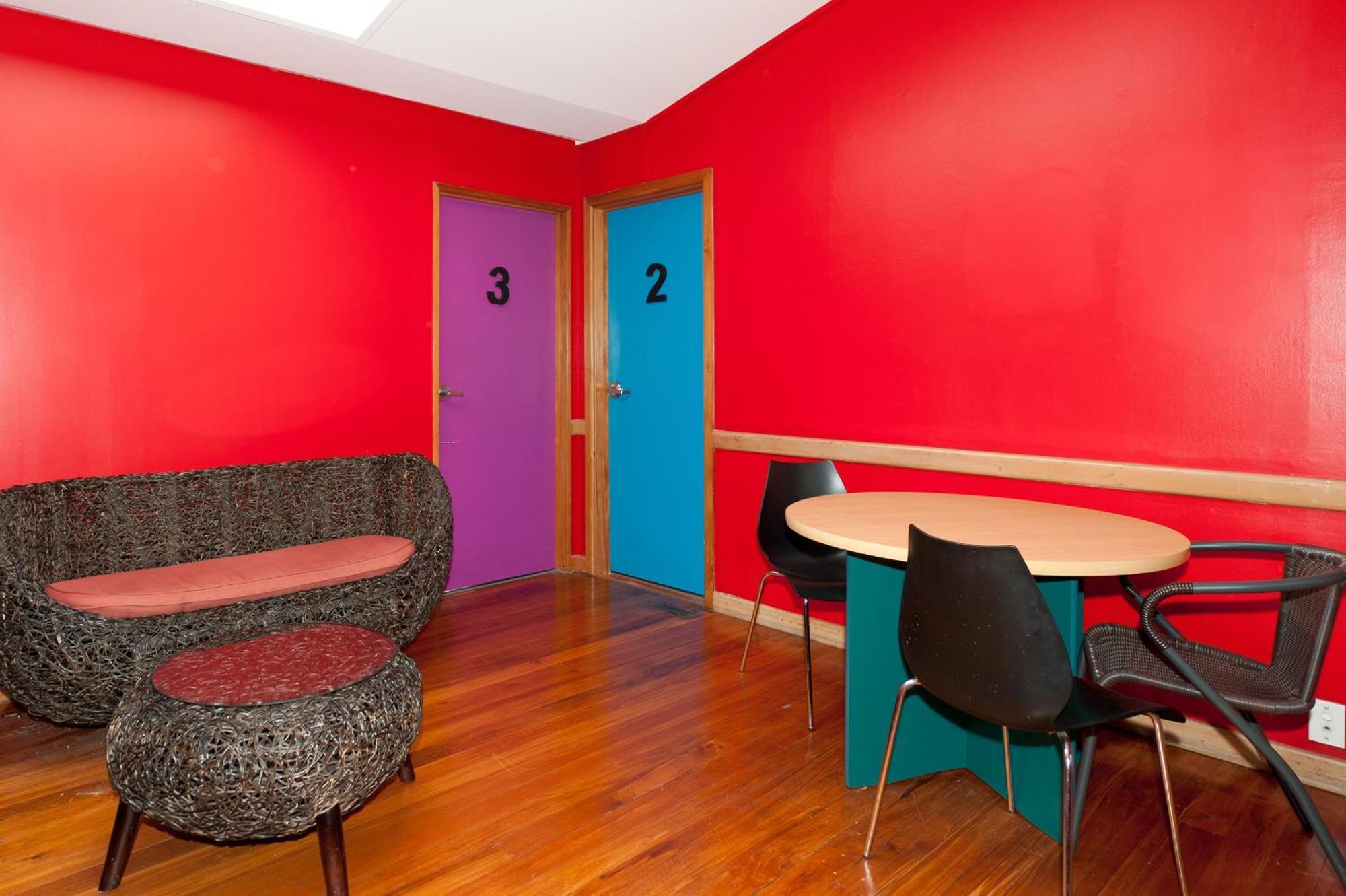 85 On Bealey Hostel ไครสต์เชิร์ช ภายนอก รูปภาพ